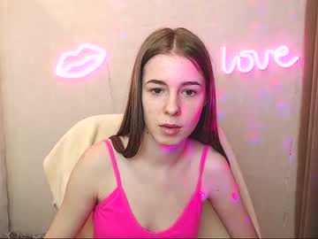 girl Straight And Lesbian Sex Cam with emily_kimm