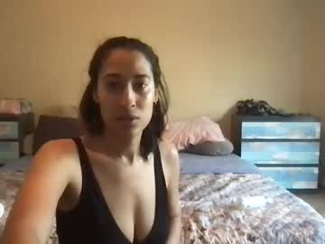 couple Straight And Lesbian Sex Cam with 1champagnemami