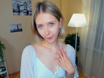 girl Straight And Lesbian Sex Cam with petraemans