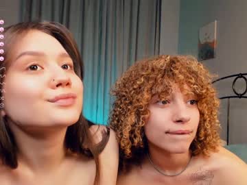 couple Straight And Lesbian Sex Cam with _beauty_smile_