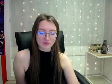girl Straight And Lesbian Sex Cam with pretty_caroline