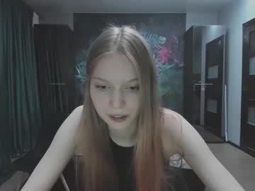 girl Straight And Lesbian Sex Cam with annichka