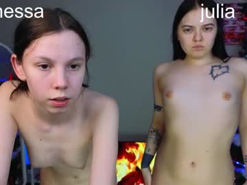 couple Straight And Lesbian Sex Cam with na_prikole_
