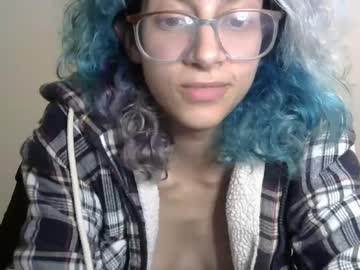 girl Straight And Lesbian Sex Cam with sharkyqueen