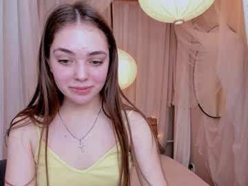 girl Straight And Lesbian Sex Cam with aliciacruze