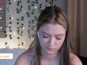 girl Straight And Lesbian Sex Cam with kittyloffe