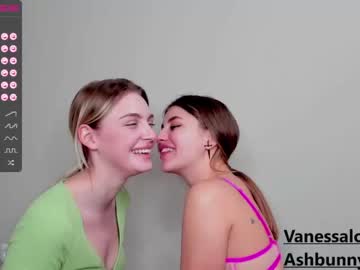 couple Straight And Lesbian Sex Cam with annielovely__