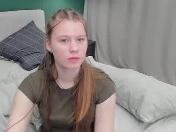 girl Straight And Lesbian Sex Cam with aftonellen