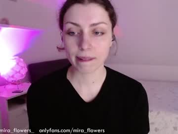 girl Straight And Lesbian Sex Cam with mira_flowers