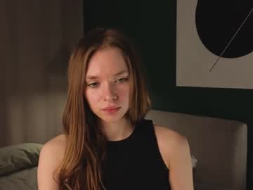 girl Straight And Lesbian Sex Cam with elenegilbertson