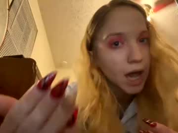 girl Straight And Lesbian Sex Cam with str4wberryshortcake