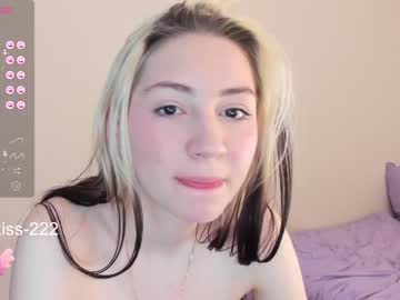 girl Straight And Lesbian Sex Cam with lellana_cute