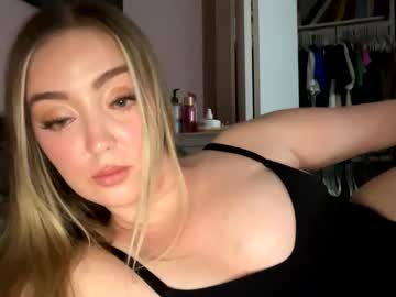 girl Straight And Lesbian Sex Cam with dellastone